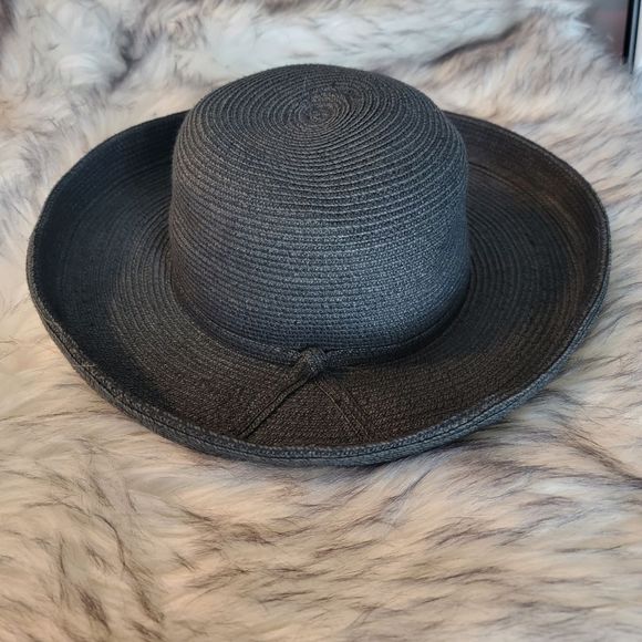 Etmar New York Accessories - Etmar New York Roll Up Brim Hat